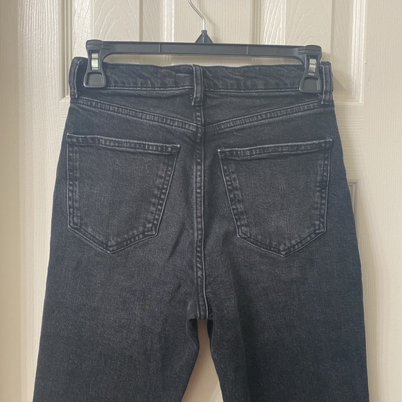 •Zara•High Waist Raw Hem Denim - Picture 4 of 12